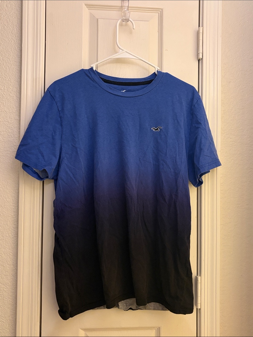 Hollister Blue to Black Ombre Crew Tee